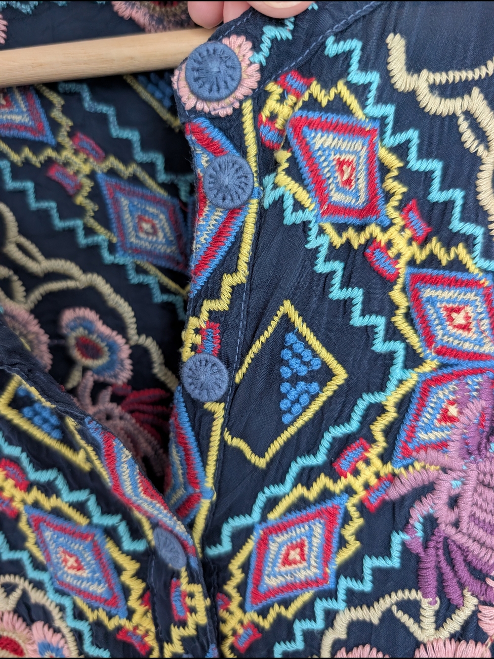 Johnny Was Blouse Women Blue Sz S Tuscany Night Embroidered Oversized Button-Up - Picture 4 of 12